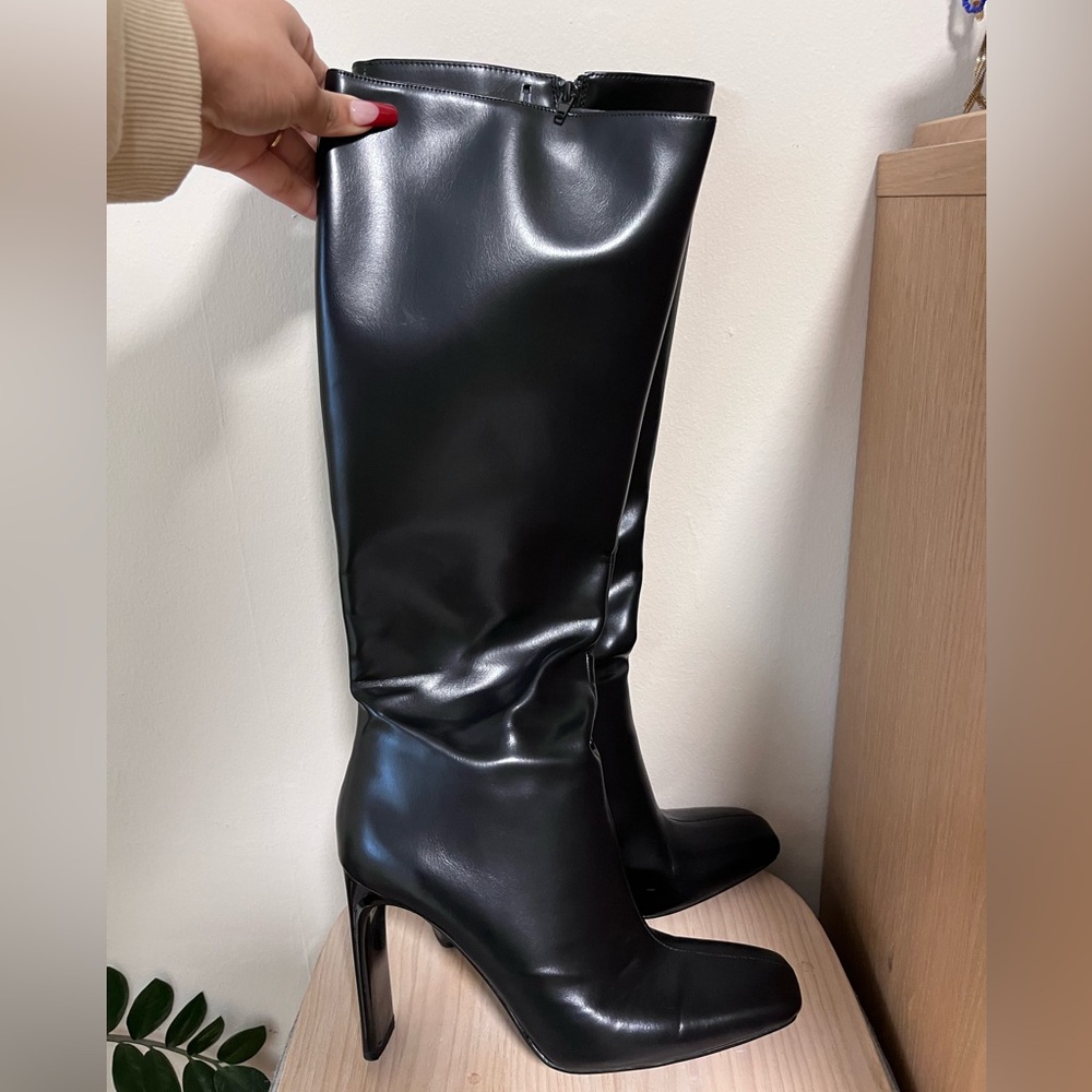 Zara Knee-high Boots
